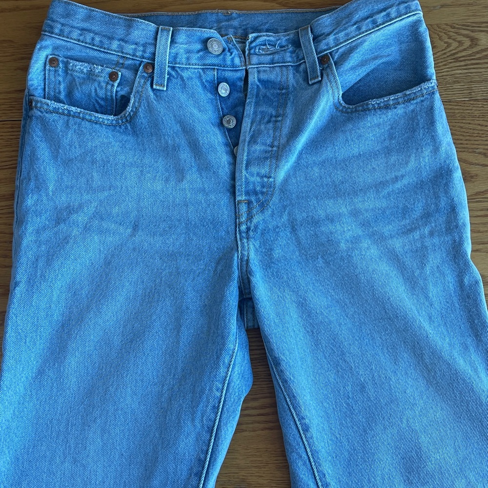 Levi’s 501 - Picture 2 of 5